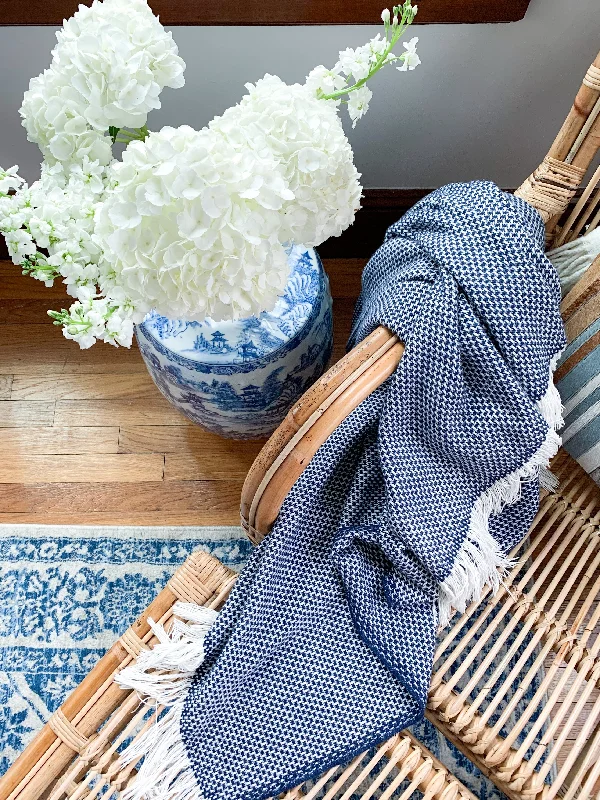 Elegant And Charming A Soft Idea Plush Grain of Rice Throw Blanket - Multiple Colors!